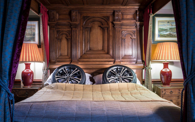 HOTEL GUMA  ADAM AUTO SERVIS-a