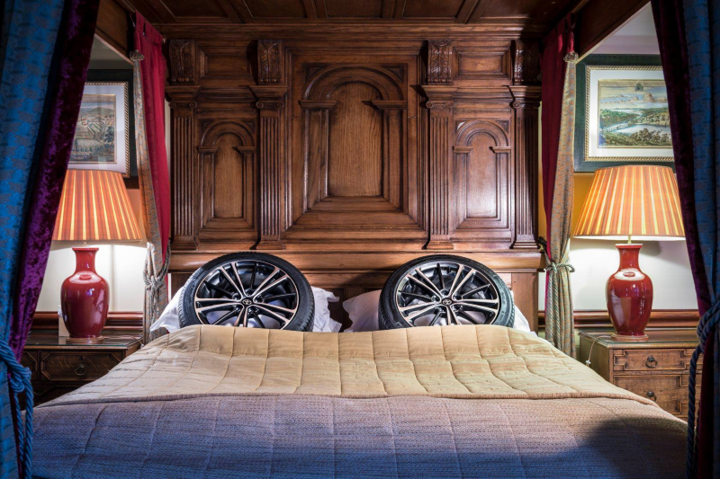 HOTEL GUMA  ADAM AUTO SERVIS-a