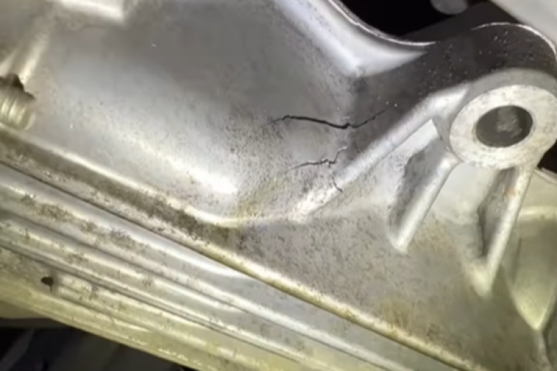 4WD ILI AWD ZAMENA GUMA